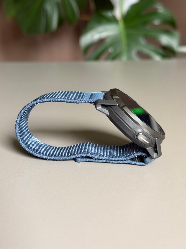 Coros Apex 4 46mm bouton action